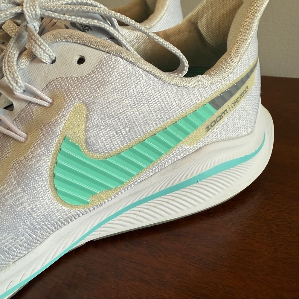 Nike Zoom Vomero 14 Women’s Running Shoes Size 9 - Picture 5 of 5